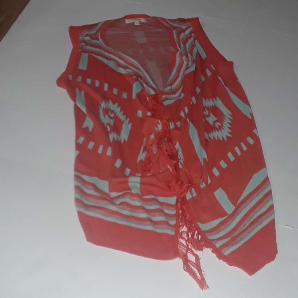 Umgee Aztec sleeveless cardigan.